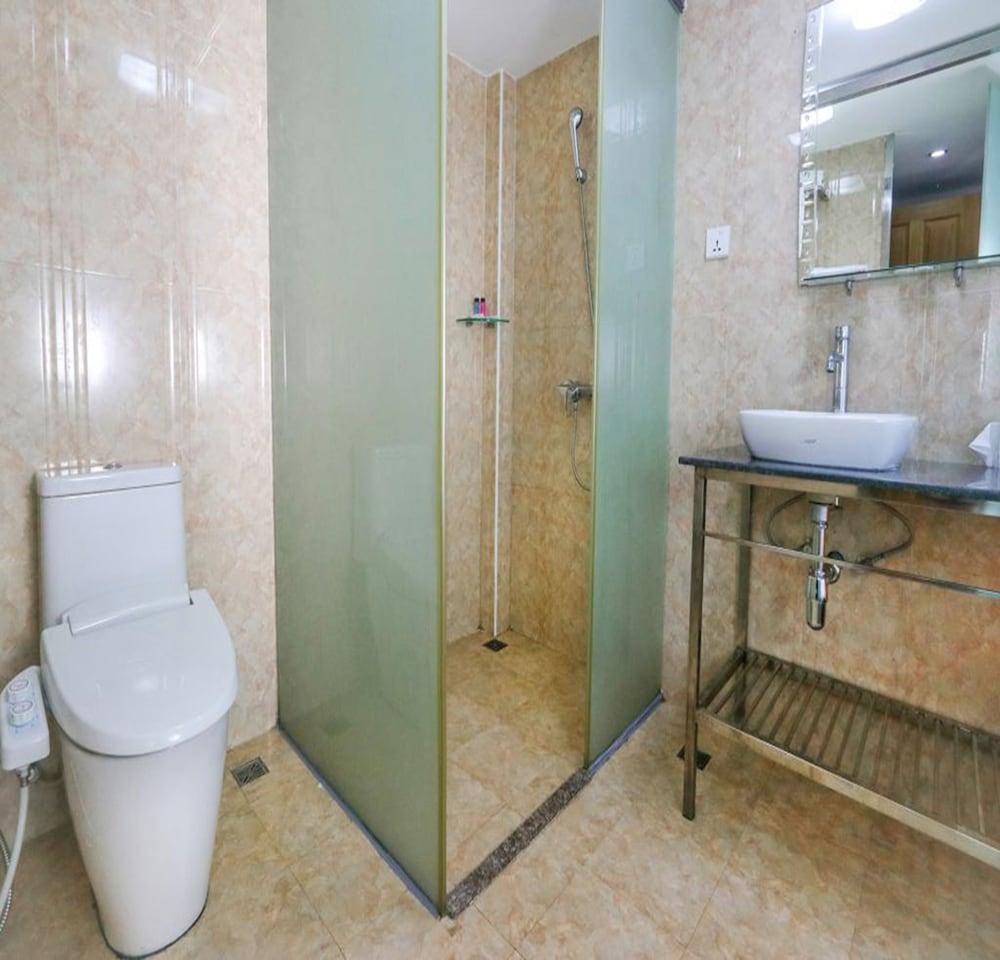 Bahosi Hotel Yangon